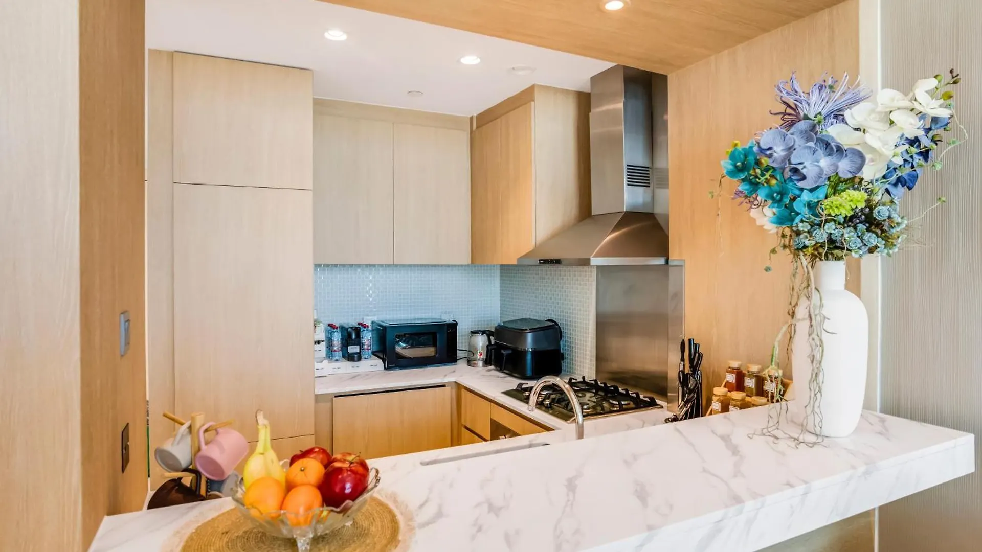 2 Bedrooms With Iconic Burj Khalifa Views Stay Dubai