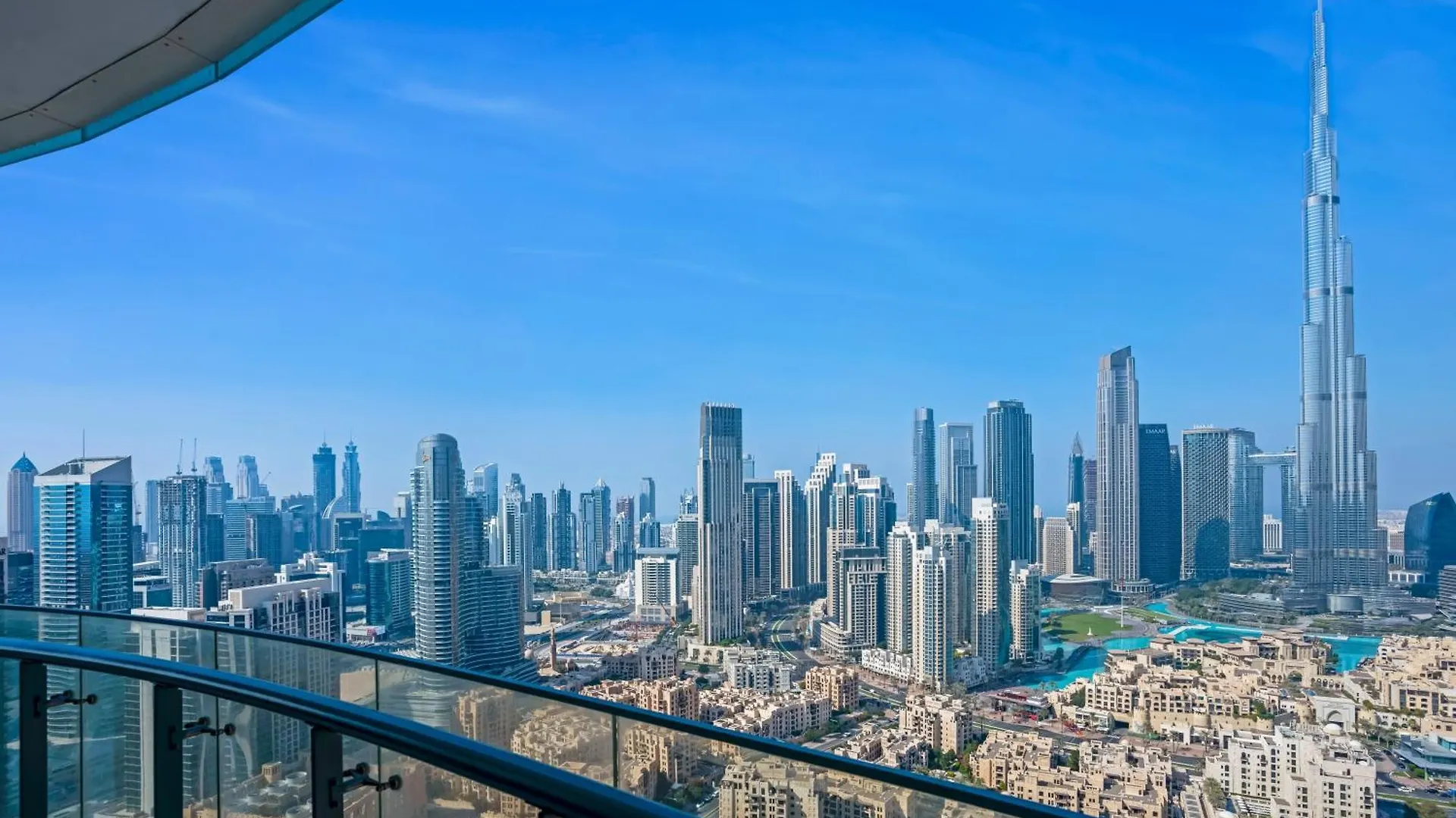 2 Bedrooms With Iconic Burj Khalifa Views Stay Dubai